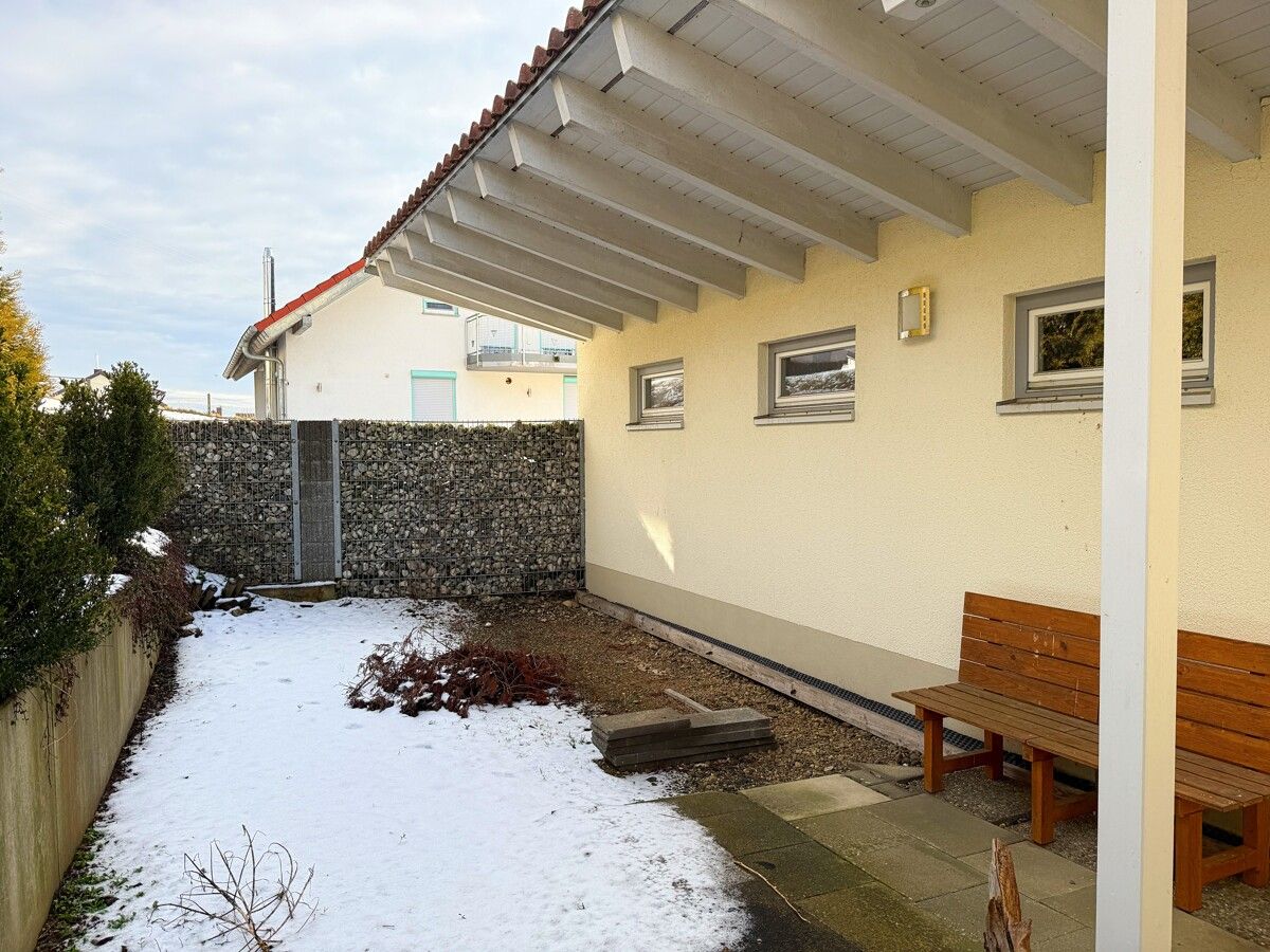 Außenansicht Garage